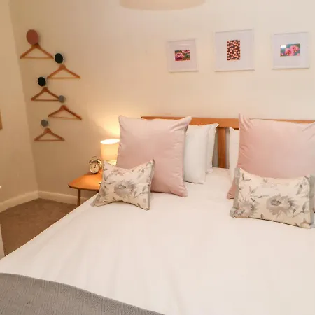 度假居 Pennycress *